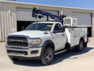 2019 Dodge Ram 5500 4x4 Load King Voyager Service Truck w/ IMT 6000 Crane