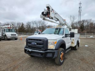 2015 Ford F-550 Gas Powered 4x4 Terex LT-40 Bucket Truck