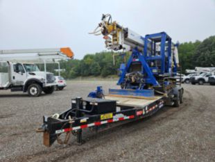 2018 Skylift ES PT50-LP Track Bucket and trailer