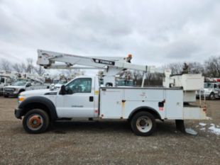 2015 Ford F-550 Gas Powered 4x4 Terex LT-40 Bucket Truck