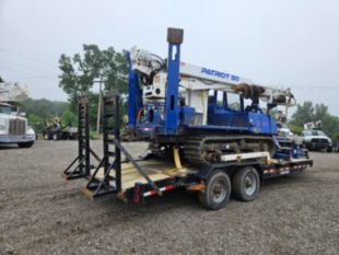 2018 Skylift ES PT50-LP Track Bucket and trailer