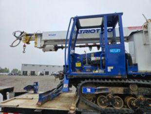 2018 Skylift ES PT50-LP Track Bucket and trailer