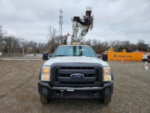 2015 Ford F-550 Gas Powered 4x4 Terex LT-40 Bucket Truck