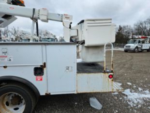 2015 Ford F-550 Gas Powered 4x4 Terex LT-40 Bucket Truck