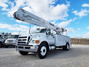 2015 Ford F-750 4x2 Terex HRX-55 Bucket Truck