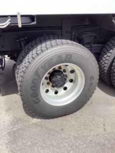 2016 Freightliner M2106 6x6 Terex General 65 Digger Derrick