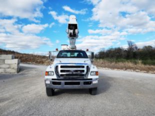 2015 Ford F-750 4x2 Terex HRX-55 Bucket Truck