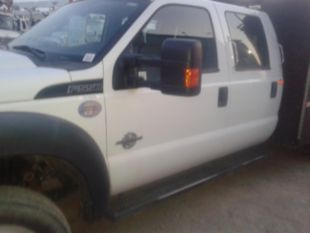 2016 Ford F-550 Powerstroke Diesel Crew Cab 4x4 "Rail Gear Equipped Flatbed Truck