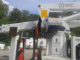 2019 SDP EZHANDLER-DPM2-47 Track Duralift DPM2-47 Track Bucket Truck