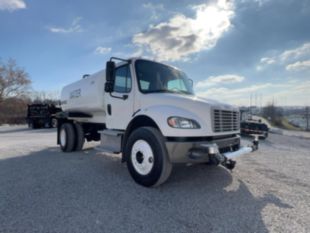 2015 Freightliner M2106 4x2 Load King 2500 Gallon Water Truck