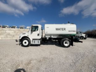 2015 Freightliner M2106 4x2 Load King 2500 Gallon Water Truck