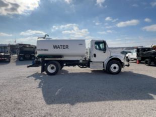 2015 Freightliner M2106 4x2 Load King 2500 Gallon Water Truck