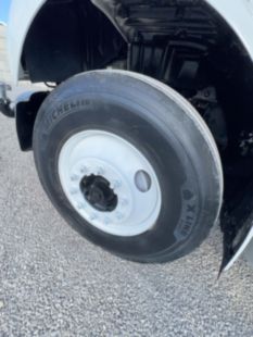 2015 Freightliner M2106 4x2 Load King 2500 Gallon Water Truck