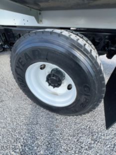 2015 Freightliner M2106 4x2 Load King 2500 Gallon Water Truck