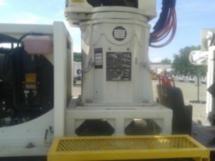 2019 SDP EZHANDLER-DPM2-47 Track Duralift DPM2-47 Track Bucket Truck