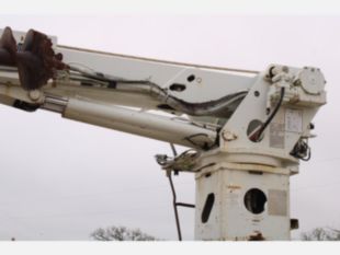 2015 Freightliner 4x4 Terex Commander 4047 Digger Derrick Truck