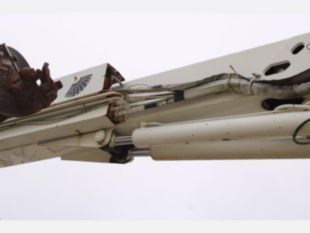 2015 Freightliner 4x4 Terex Commander 4047 Digger Derrick Truck