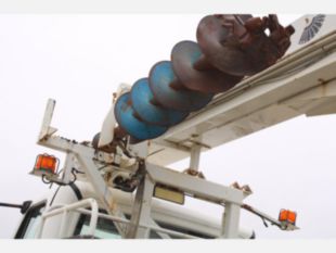 2015 Freightliner 4x4 Terex Commander 4047 Digger Derrick Truck