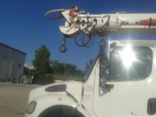 2016 Freightliner M2 Diesel 4x4 Terex Commander 4047 Digger Derrick Truck