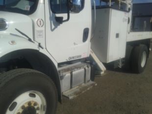 2016 Freightliner M2 Diesel 4x4 Terex Commander 4047 Digger Derrick Truck