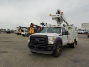 2016 Ford F550 ALTEC AT235 Bucket Truck