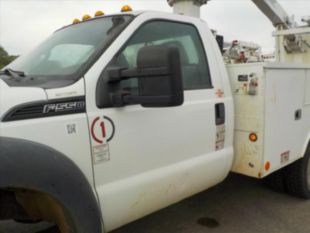 2016 Ford F550 ALTEC AT235 Bucket Truck