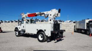 2019 International 7300 4x4 2012 Terex C4047 Digger Derrick