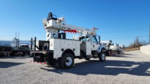 2019 International 7300 4x4 2012 Terex C4047 Digger Derrick