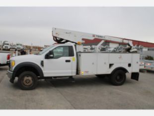 2017 Ford F-550 Gas Powered 4x4 Terex T-292 Bucket Truck