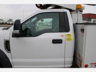 2017 Ford F-550 Gas Powered 4x4 Terex T-292 Bucket Truck
