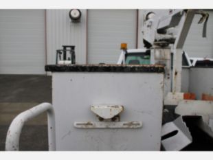 2017 Ford F-550 Gas Powered 4x4 Terex T-292 Bucket Truck