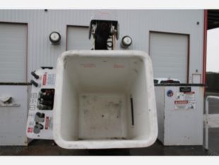 2017 Ford F-550 Gas Powered 4x4 Terex T-292 Bucket Truck