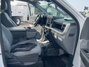 2025 Ford F550 4x4 Hi-Rail Service Truck