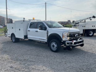 2025 Ford F550 4x4 Hi-Rail Service Truck