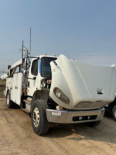 2018 Freightliner M2106 4x2 AUTO CRANE HC8X Service Truck