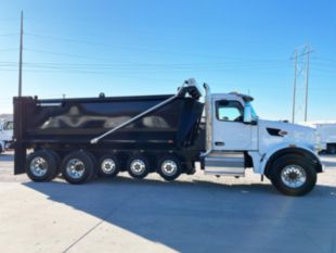 2025 Peterbilt 567 12x4 20' Load King Dump Truck