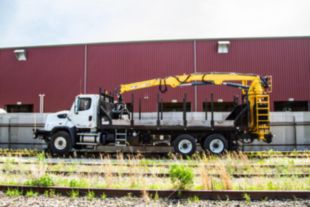 8,000 lbs 4,940 lbs Hi-Rail Grapple