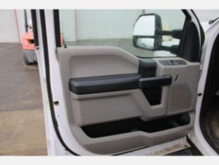 2017 Ford F-550 Gas Powered 4x4 Terex T-292 Bucket Truck