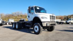 2014 Freightliner M2106 6x6 Daycab Tractor