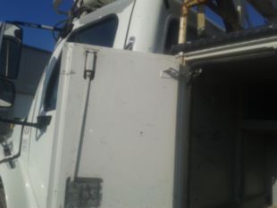2016 Freightliner M2 Diesel 4x4 Terex Commander 4047 Digger Derrick Truck