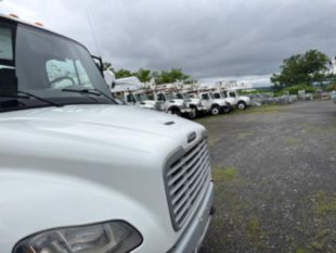 2017 Freightliner M2 Diesel 4x2 Altec Material Handler Bucket Truck