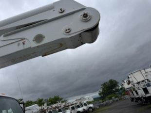 2017 Freightliner M2 Diesel 4x2 Altec Material Handler Bucket Truck