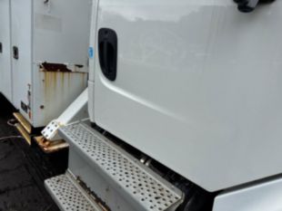 2017 Freightliner M2 Diesel 4x2 Altec Material Handler Bucket Truck