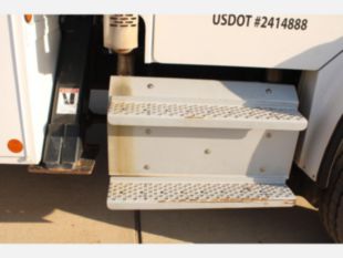 2020 Freightliner 4x4 Terex Commander 4047 Digger Derrick Truck