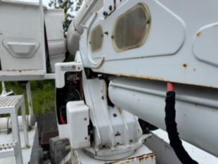 2017 Freightliner M2 Diesel 4x2 Altec Material Handler Bucket Truck