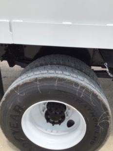 2014 Freightliner M2106 4x4 Versalift VST-7500-I Bucket Truck