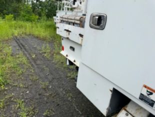 2017 Freightliner M2 Diesel 4x2 Altec Material Handler Bucket Truck