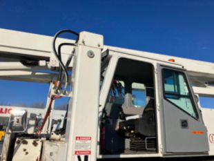 2016 CTOS CTRAC8000 Tracked Versalift VST-9500-I Bucket