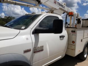 2016 Dodge RAM 5500 4x4 Terex TL38 Bucket Truck