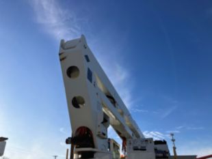 2016 CTOS CTRAC8000 Tracked Versalift VST-9500-I Bucket